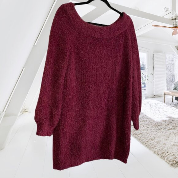 Snails and Cinnamon SOFT and Comfy Sweater - Size Large - Picture 4 of 9